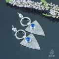 srebrne kolczyki trójkąty z lapis lazuli i bambusem