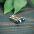 złote kolczyki sztyfty z kyanitem