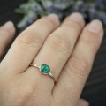 złoty-pierścionek-ze-szmaragdem-na-zamówienie-1.jpg