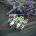 pierścionki z rubinem oliwinem i turmalinem na zamówienie
