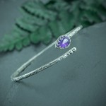 Maya - srebrna zdobiona bransoleta Flora z ametystem