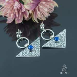 Srebrne kolczyki z lapis lazuli