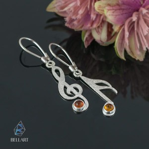 Srebrne kolczyki nuty z bursztynem