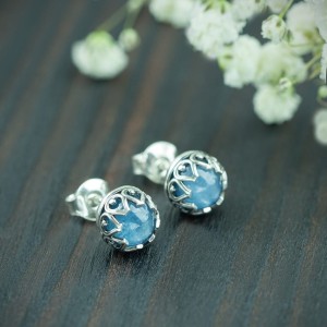Srebrne sztyfty z kianitem w ażurowej oprawie