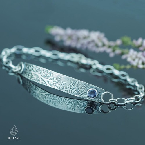 srebrna bransoletka z iolitem i listkami
