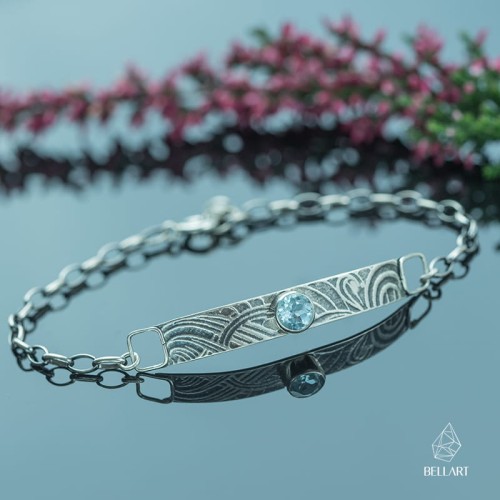 srebrna bransoletka z topazem i wzorem