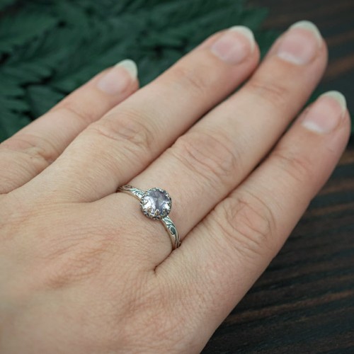 pierścionek-z-lawendowym-ametystem-na-zamówienie