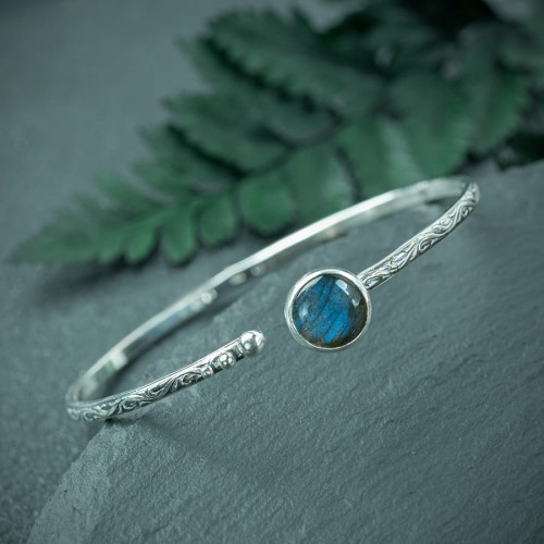 srebrna okrągła bransoleta flora z labradorytem kuleczkami