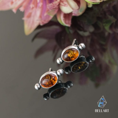 srebrne sztyfty z bursztynem wykonane na zamówienie