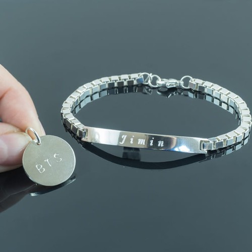 srebrna bransoletka kostka z grawerem