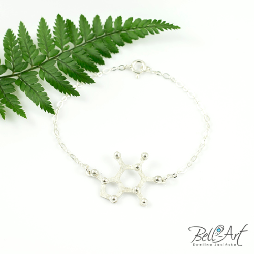 bransoletka-srebrna-czasteczka-kofeina